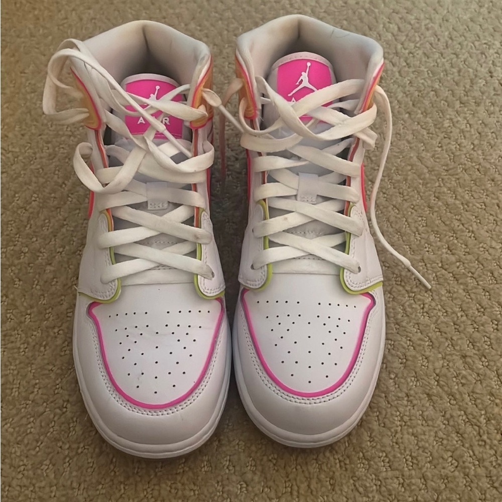 neon womens air jordan